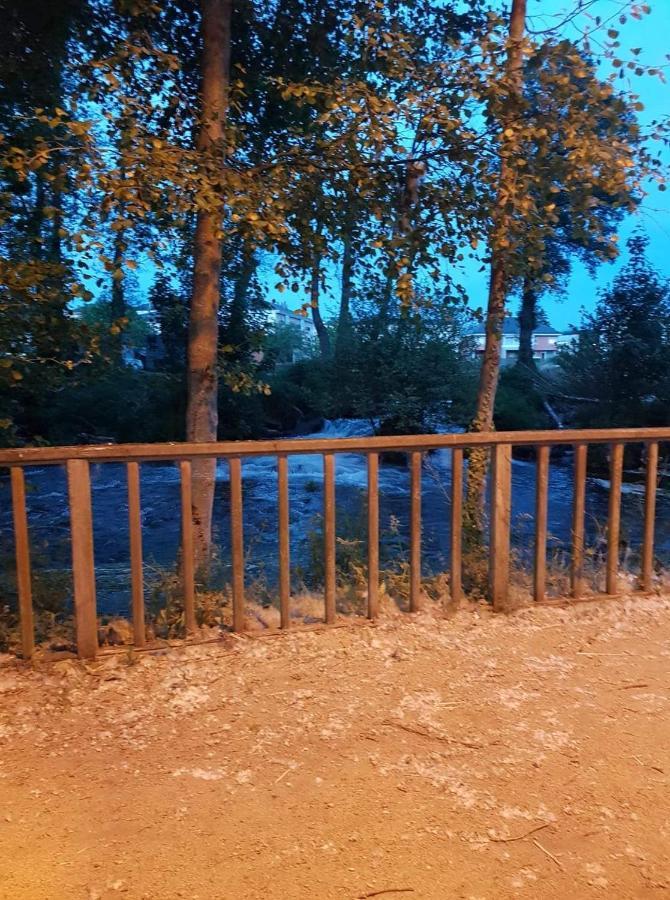 فندق Sleeping ساريا المظهر الخارجي الصورة